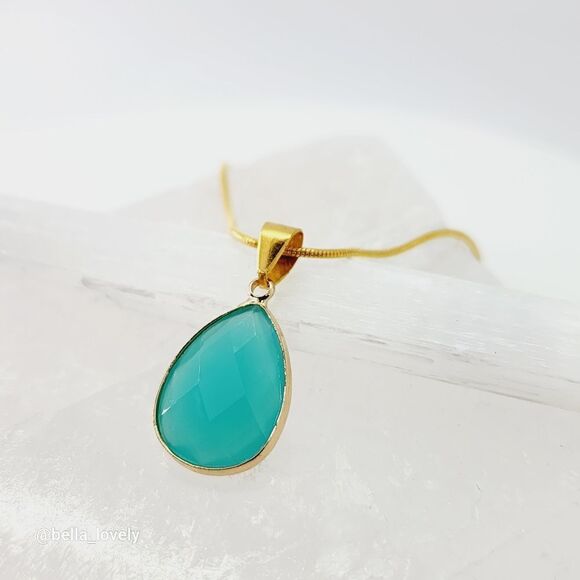Wrapped Faceted Blue Jade Teardrop Necklace Gold Toned Jewelry Gift - Picture 4 of 4